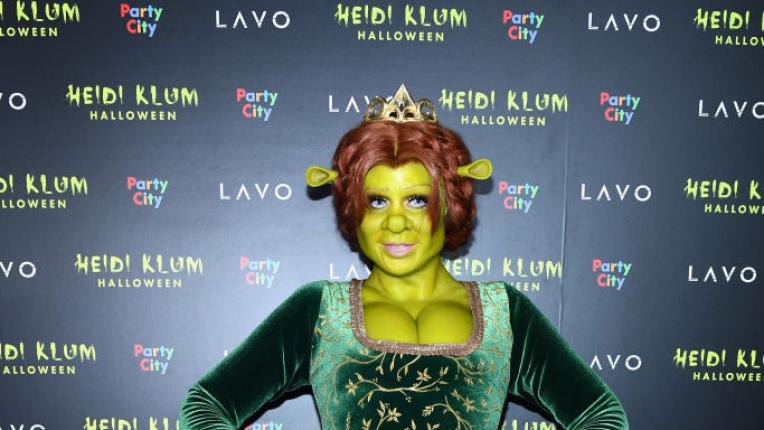 10-те най-добри костюми на Хайди Клум за Хелоуин