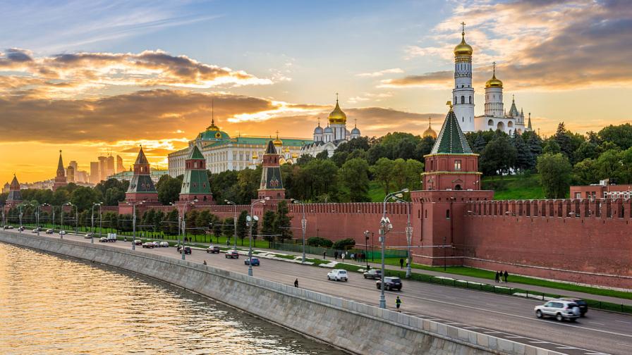 Кремъл иска пари от големи компании в Русия