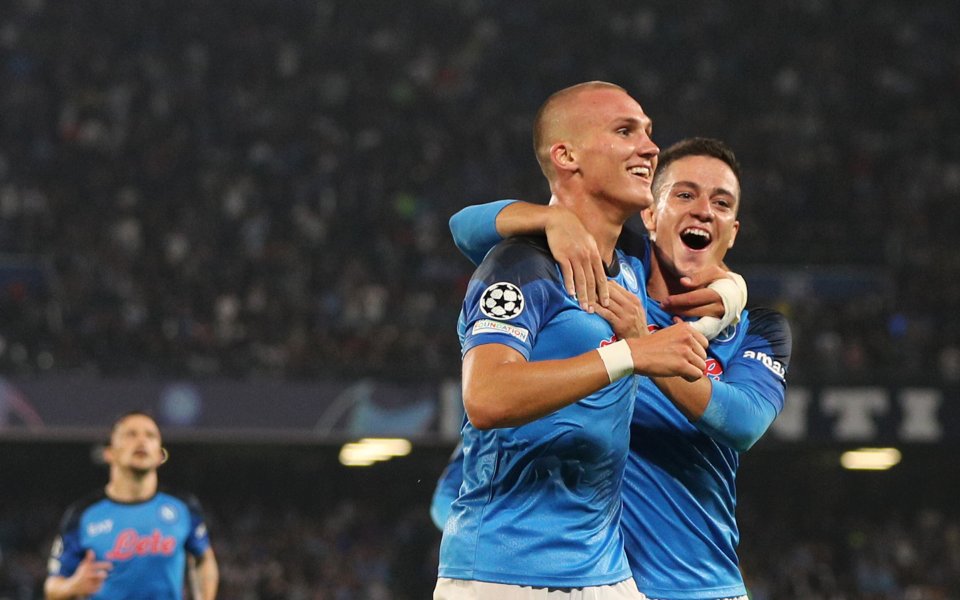 Наполи победи Рейнджърс с 3:0 в предпоследен мач от група