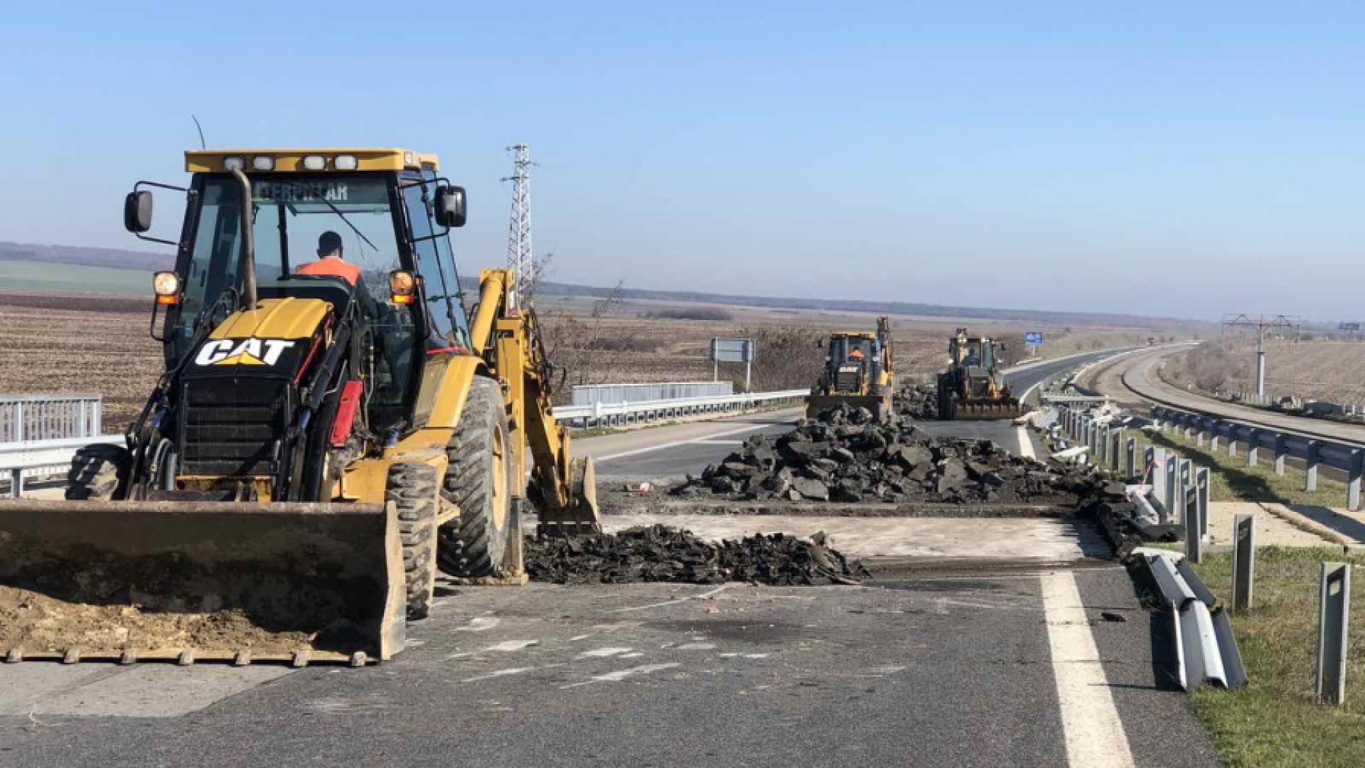 Ремонтитат асфалтовата настилка в платното за Бургас в участъка между