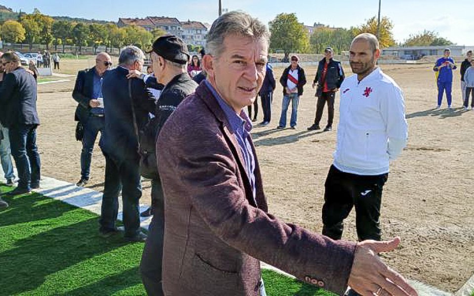 Вицепрезидентът на БФС - Емил Костадинов, заедно с президентът Борислав