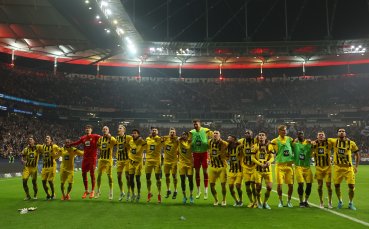 Борусия Дортмунд спечели важна победа с 2 1 при гостуването на
