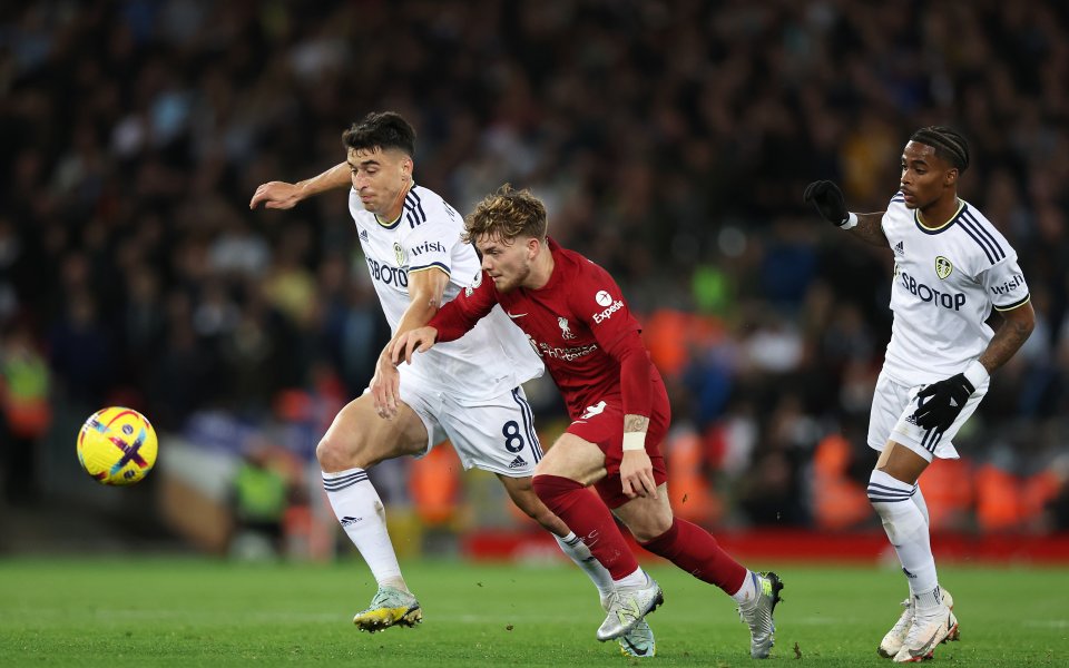 Отборите на Ливърпул и Лийдс Юнайтед играят при резултат 1:1