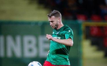 Нападателят Венцислав Христов стана третият футболист вкарал гол за осем