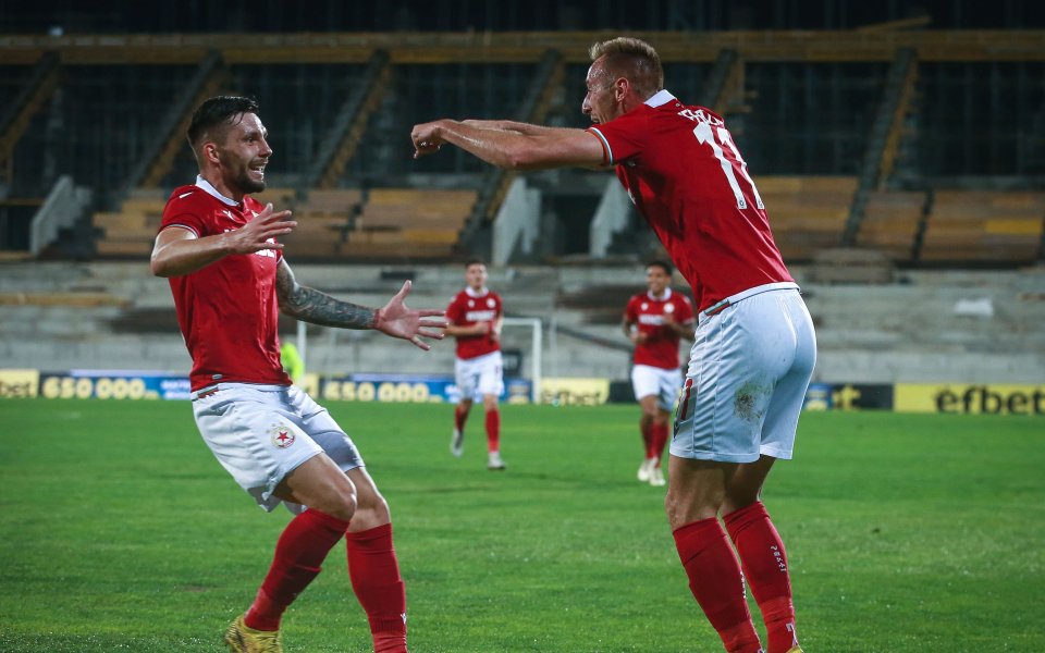 Отборите на ЦСКА и Локомотив София ще премерят сили в