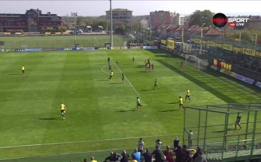 Ботев Пловдив поведе на Ботев Враца в 13 ата минута Роеи