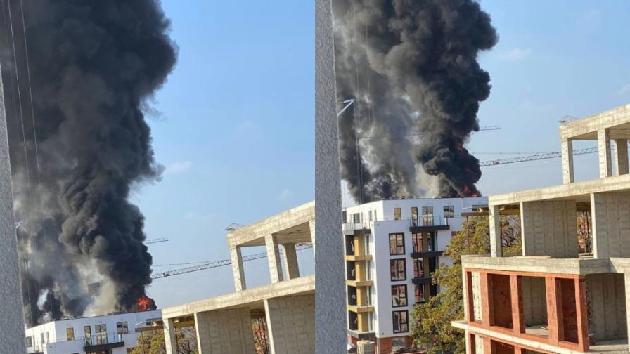 Голям пожар избухна в София (СНИМКИ/ВИДЕО)