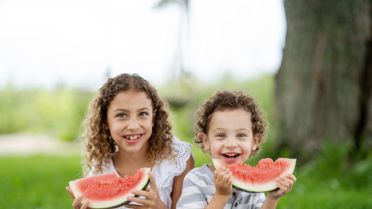  15 благи и мъдри цитата за сестри 