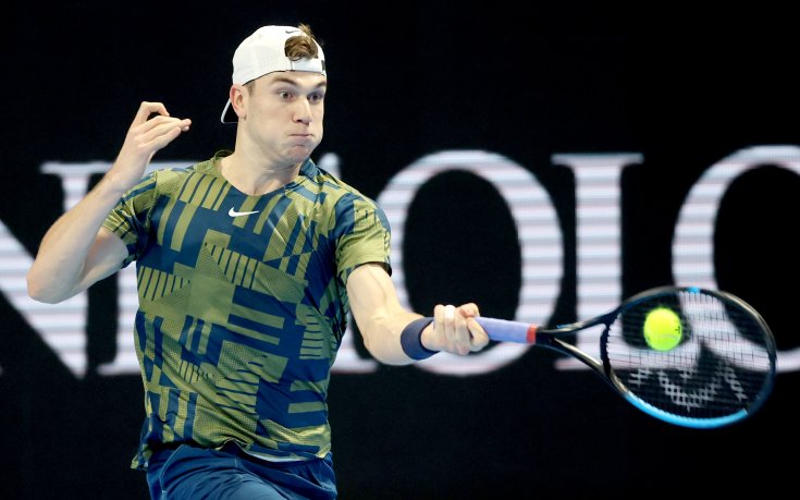 Дрейпър стигна полуфиналите в Аделаида