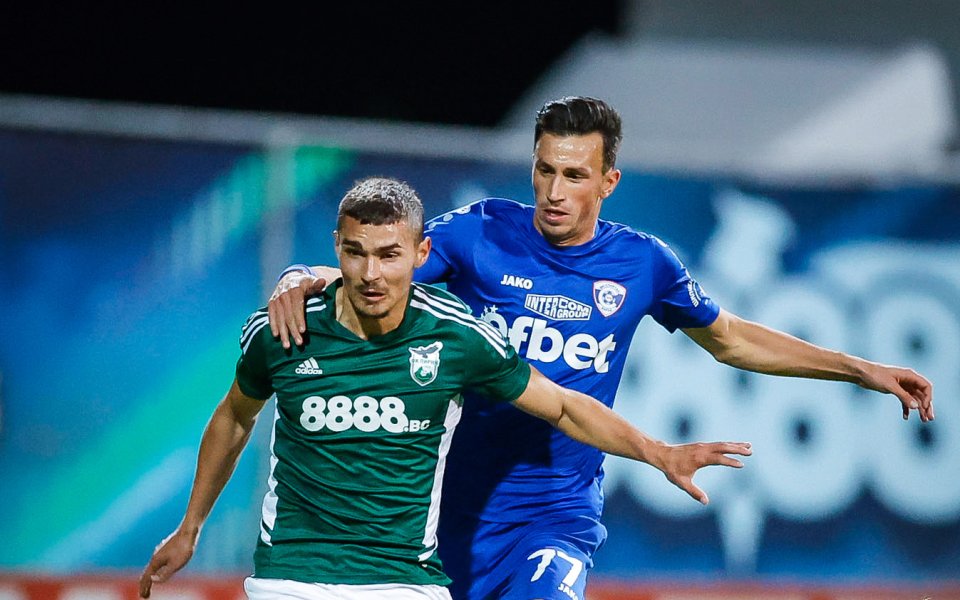 Отборите на Пирин Благоевград и Спартак Варна играят при резултат