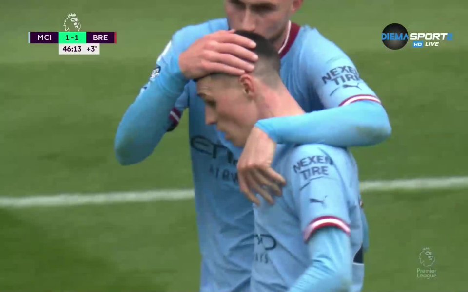 В 47-та минута Кевин де Бройне центрира от корнер, а