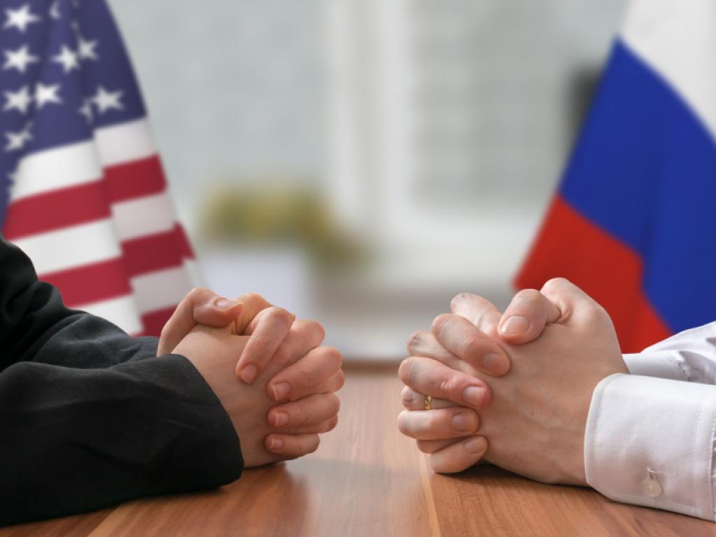 Русия привика американския посланик в Москва Лин Трейси за да