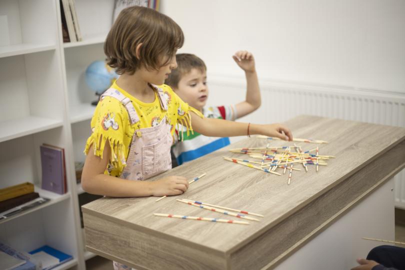 8 игри, които развиват фината моторика на детето