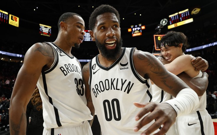 С кош в последната секунда Бруклин удари Портланд, Клипърс се справи с Детройт