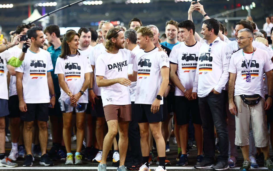 Германският пилот Себастиан Фетел се сбогува с Формула 1 по