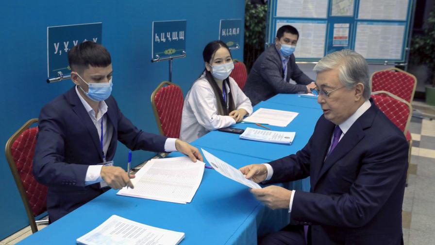 <p>Избори в Казахстан: Токаев е преизбран с голямо мнозинство</p>
