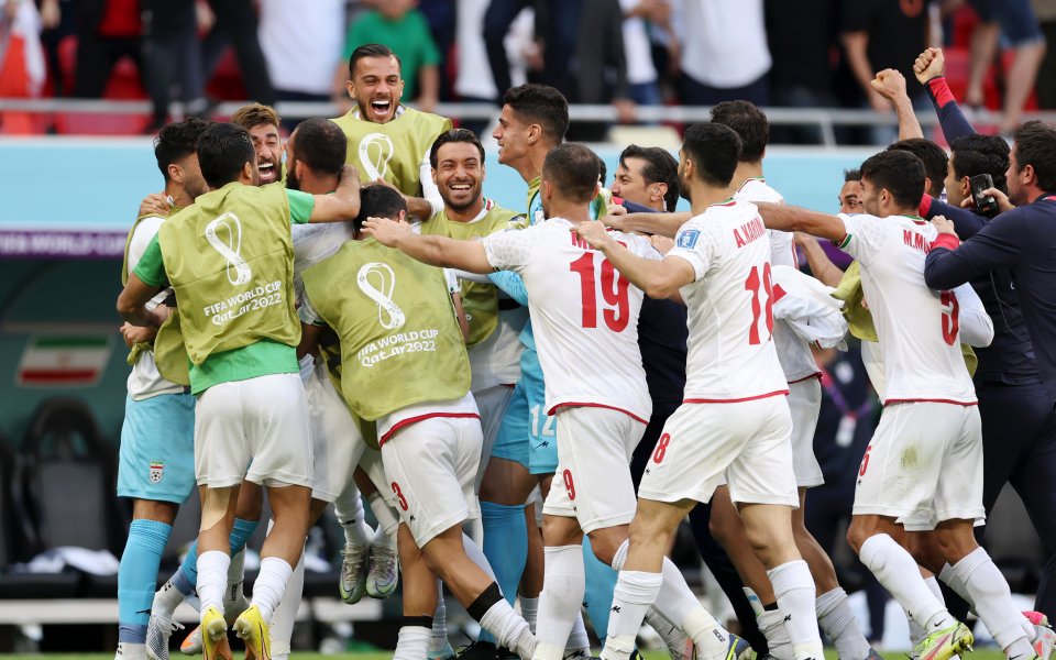 Какъв мач! Феноменален Иран унижи десет от Уелс след луда драма в края