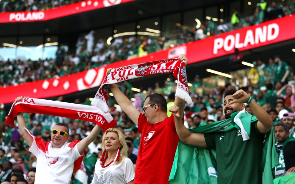 Отборите на Полша и Саудитска Арабия играят при резултат 0:0
