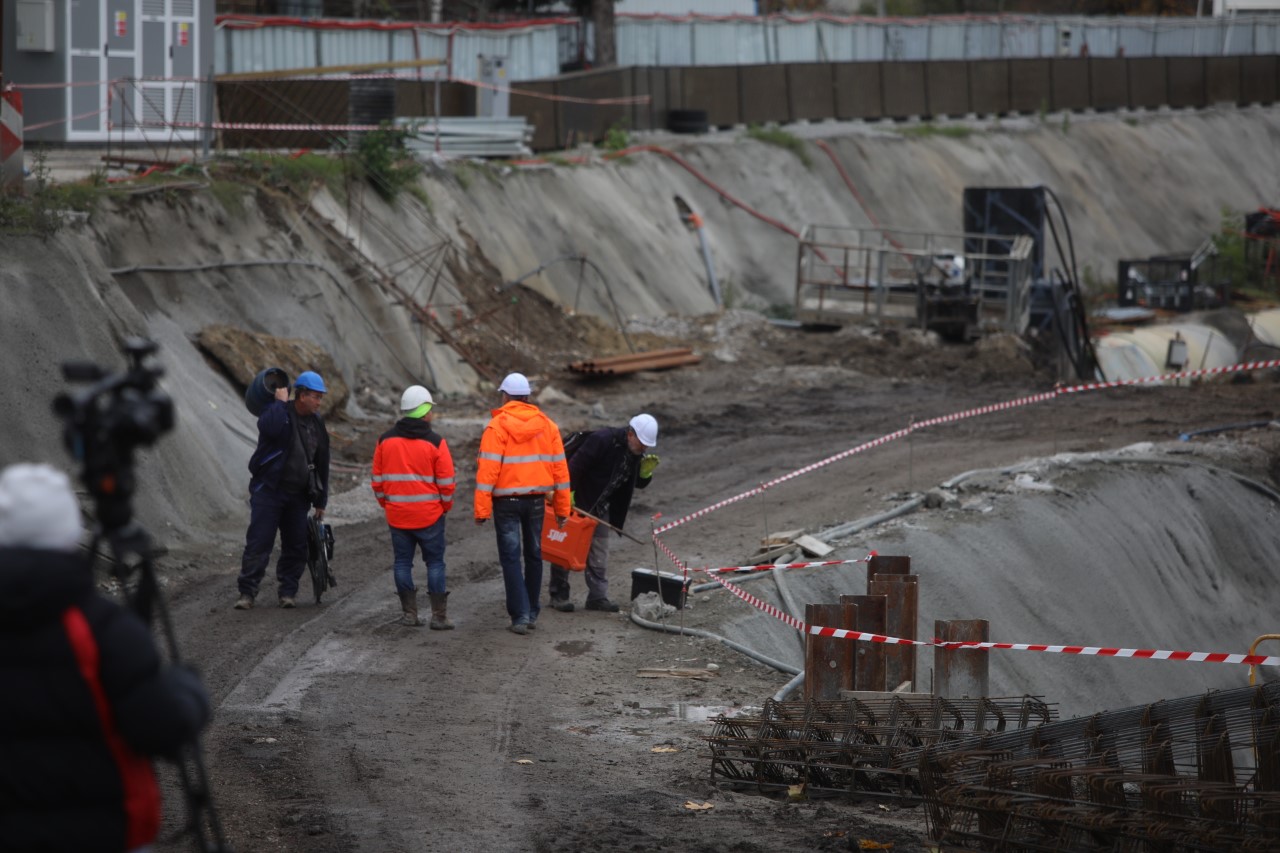 <p>Заедно с метростанция &quot;Георги Аспарухов&quot; се строят още две спирки на третата линия на софийското метро</p>