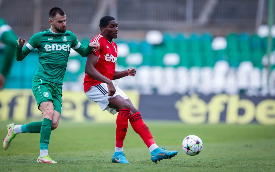 Калоян Кръстев ще е част от Берое и през пролетния