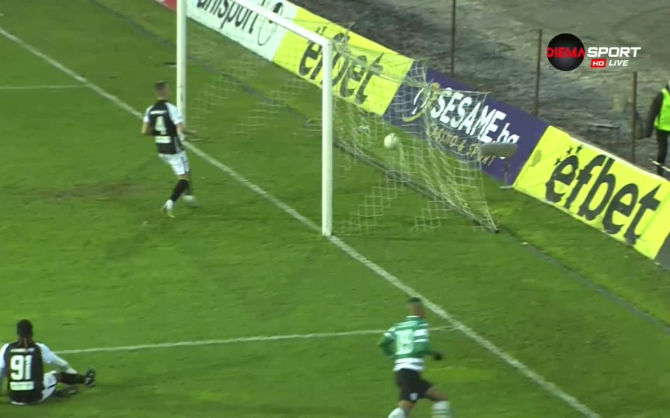 Черно море поведе на Локомотив Пловдив с 2:1 с втория