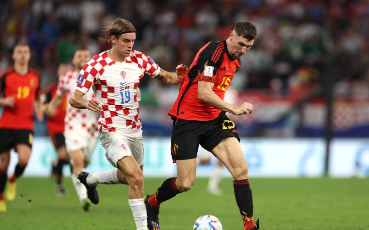 Борусия Дортмунд се разделя с Мюние, още един бранител гледа към изхода