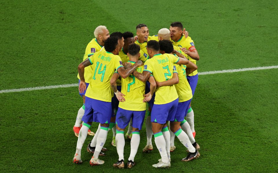 Бразилия прегази Южна Корея за едно полувреме и вече мисли за Хърватия