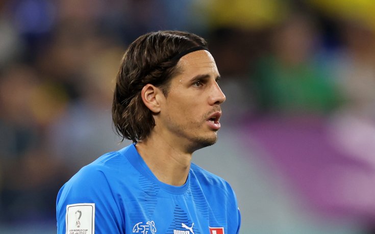 Манчестър Юнайтед иска вратаря на Швейцария за заместнк на Де Хеа