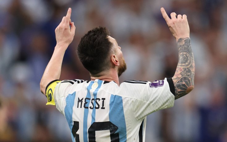 Меси: Марадона ни гледа от небето и ни дава сили