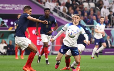 Отборите на Англия и Франция играят при 0 1 в четвъртфинален