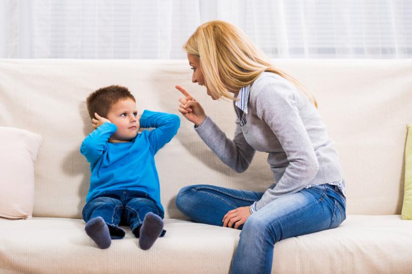 Как да накараме детето да ни слуша, без да викаме