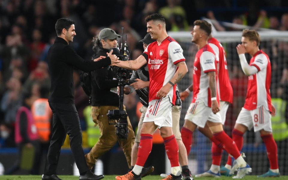 Гранит Джака прави играе значително по-напред по терена през настоящата