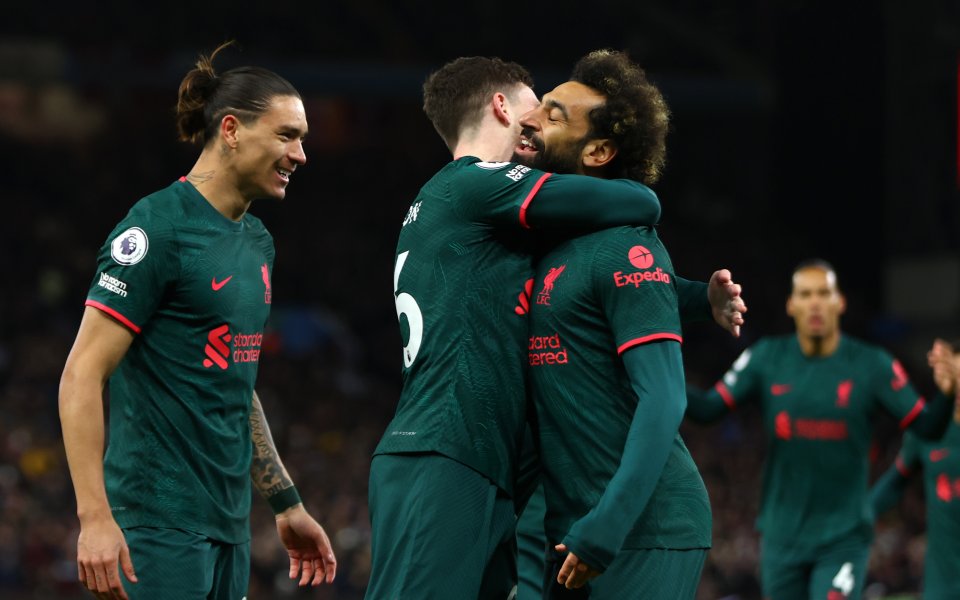 Астън Вила и вицешампионът на Англия Ливърпул играят при 0:2 в