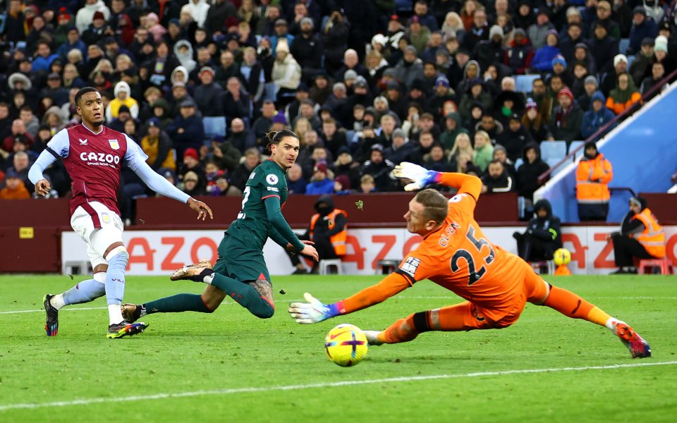 Дарвин Нунес не успя да отбележи попадение при победата на Ливърпул