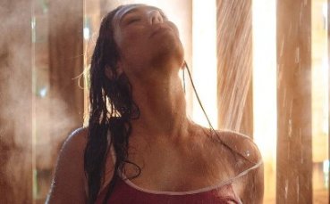 Ева Ловиа е известен модел като обича да провокира с