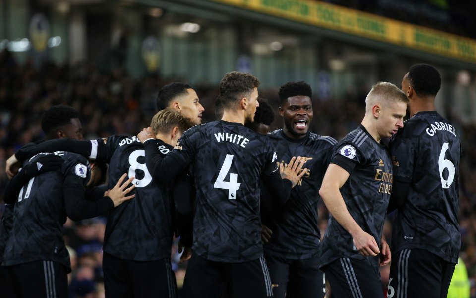 Брайтън и Арсенал играят при резултат 0:2 в късния мач от