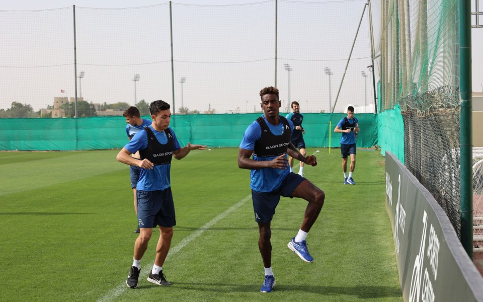 Левски продължава подготовка си за новия полусезон в Дубай. Сините