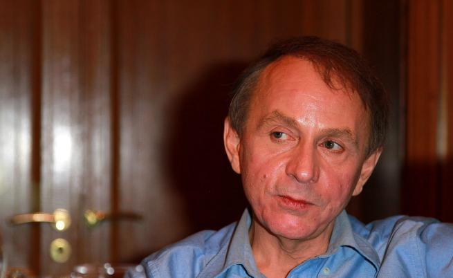  Мишел Уелбек 