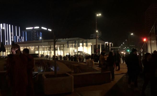 Евакуираха мол заради сигнал за бомба, има арестувани