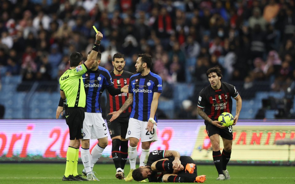 Един от най-силните футболисти на Милан - Тео Ернандес, няма да вземе участие