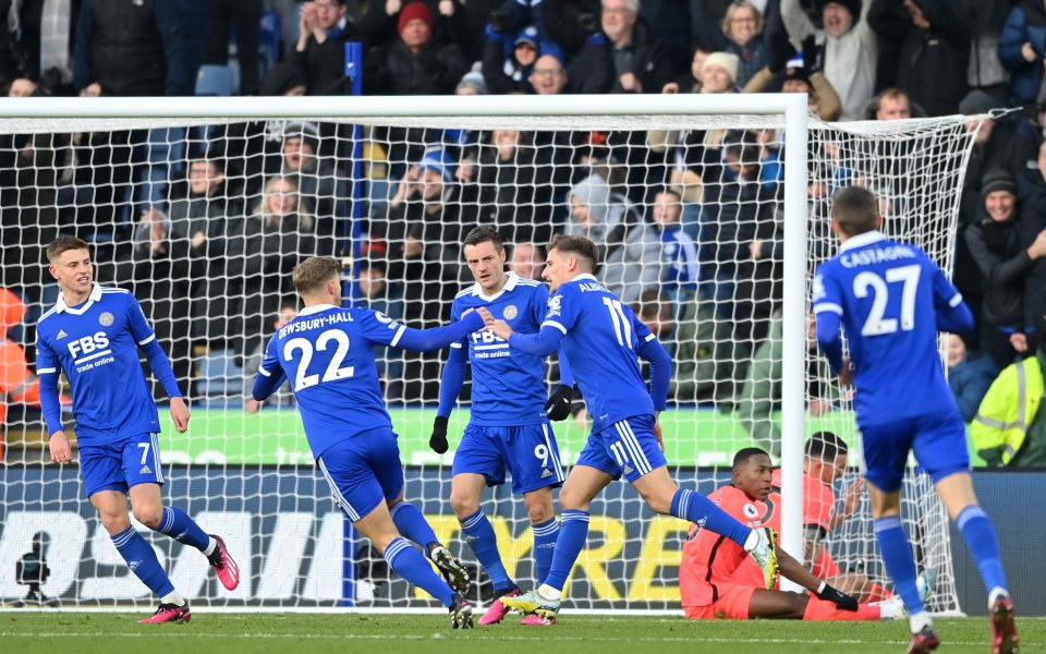 Елитният Лестър победи с 1:0 Уолсол в двубой за ФА