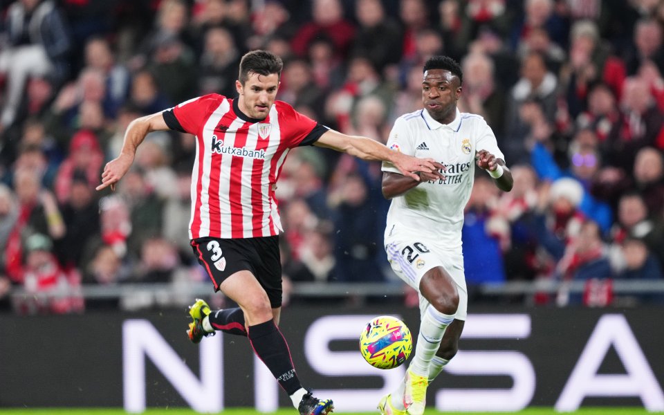 Атлетик Билбао и Реал Мадрид играят при резултат 0:1 в