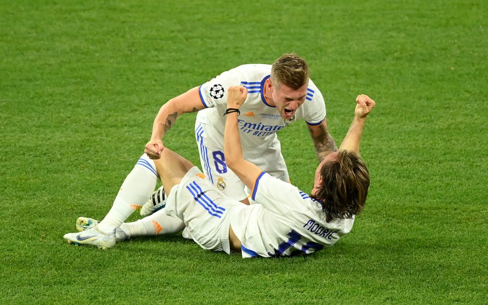 Тони Кроос и Лука Модрич изглежда загубиха гарантираните си места в