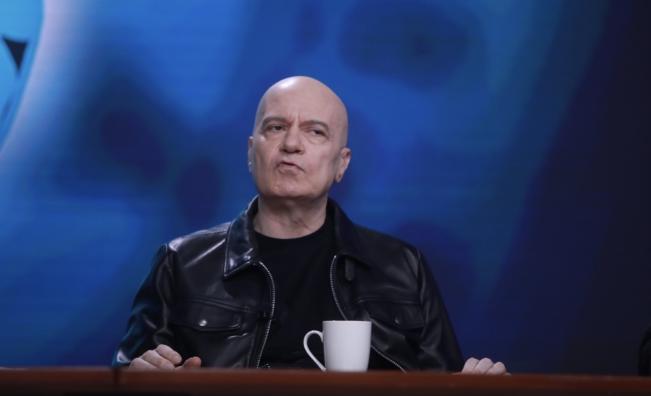 <p>"Празен човек" и "лъжец": Трифонов критикува&nbsp;Терзиев за дарения към НПО-то на Калушев</p>