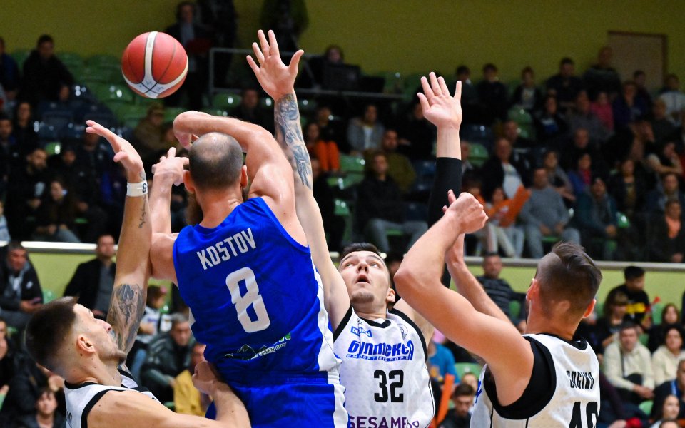 С решение на подпис от днес Управителният съвет на БФБаскетбол