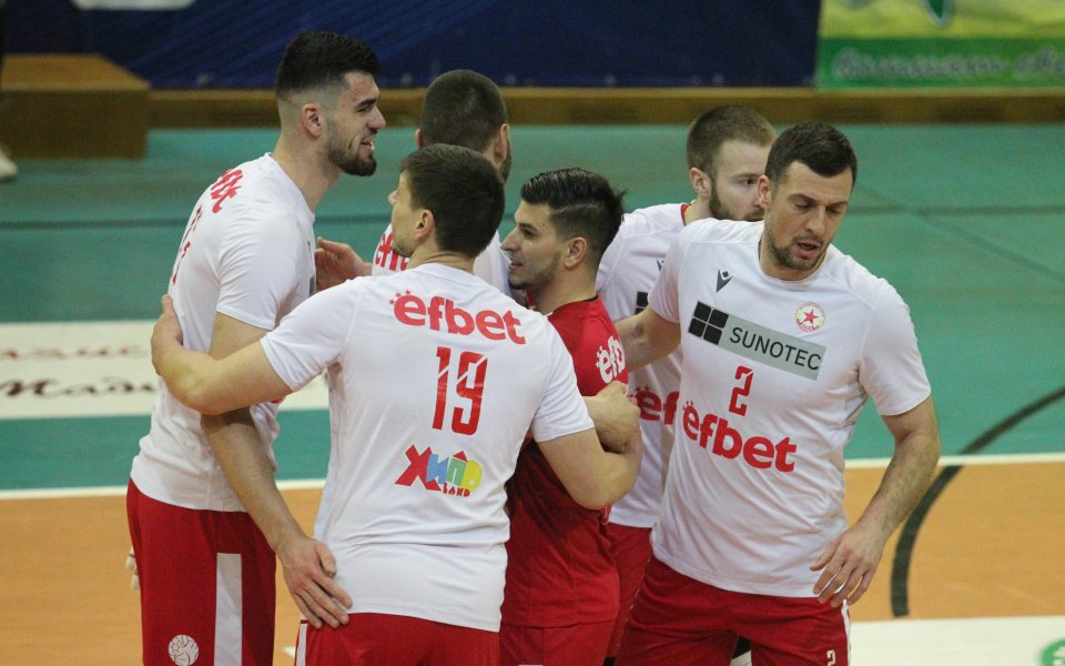 ЦСКА победи с 3:1 (25:19, 25:18, 25:27, 25:22) като гост