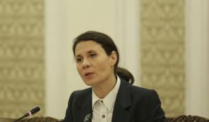 <p>"Няма как две адски проклети жени да се разбират" - Белобрадова за Бориславова</p>