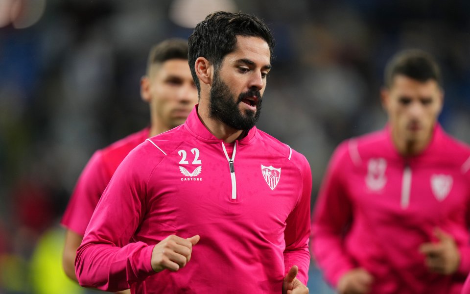 Евертън е насочил вниманието си към свободния агент Иско, след