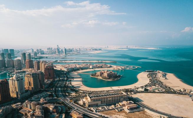 Катар: Иранска балистична ракета порази американската база 