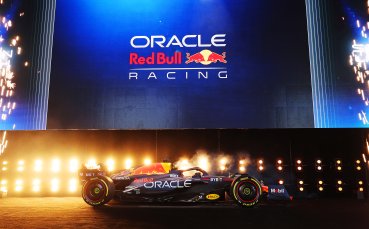 Световните шампиони във Формула 1 Ред Бул показаха цветовете на новия